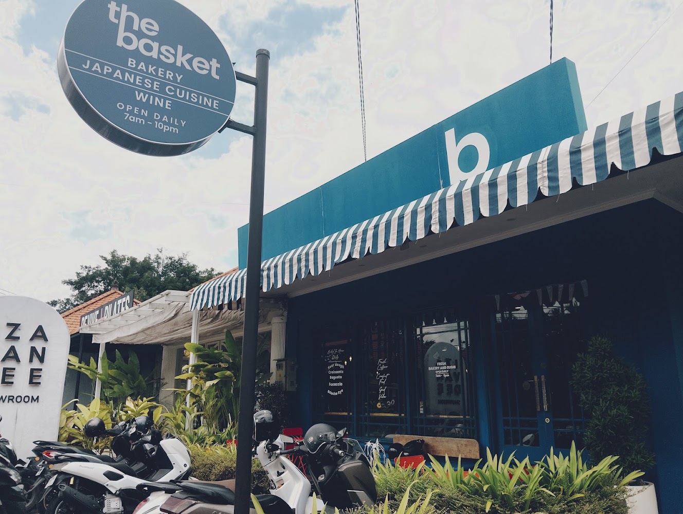 The Basket Bali - Bakery, Japanese Cuisine, Wine
